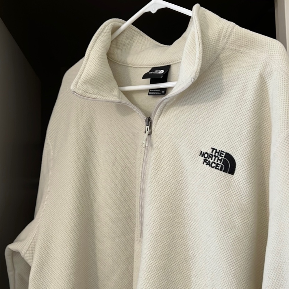 The Northface 1/4 zip sweater. Mens XXL, worn once for pictures. Smoke free home